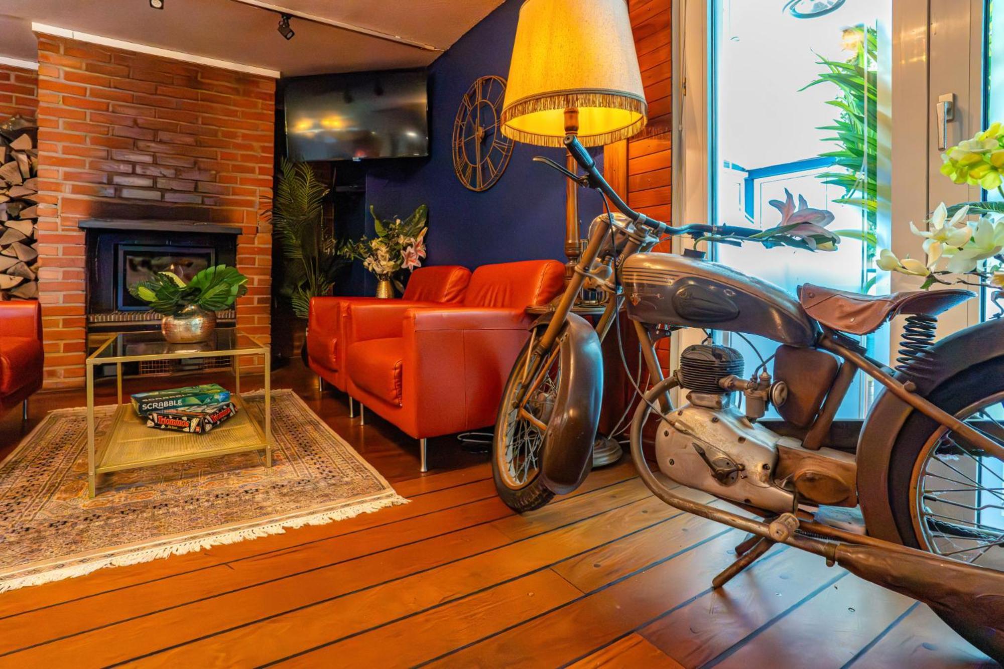 Hotel Restaurant Argos, Strasbourg Nord Вонденхайм Екстериор снимка
