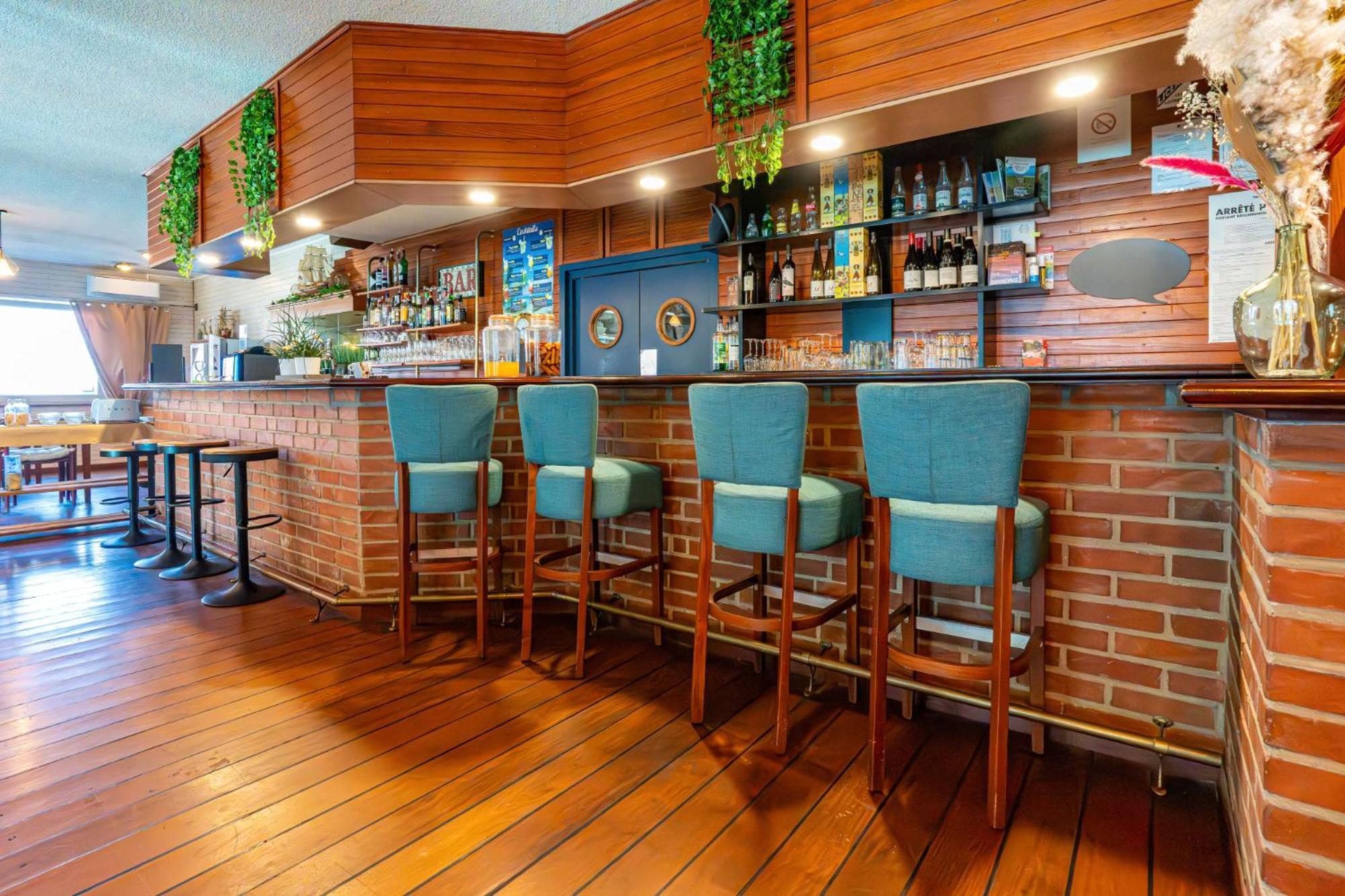 Hotel Restaurant Argos, Strasbourg Nord Вонденхайм Екстериор снимка